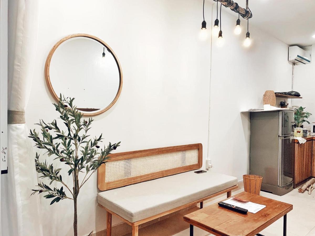 Vevy House - Homestay In Town Дананг Екстериор снимка