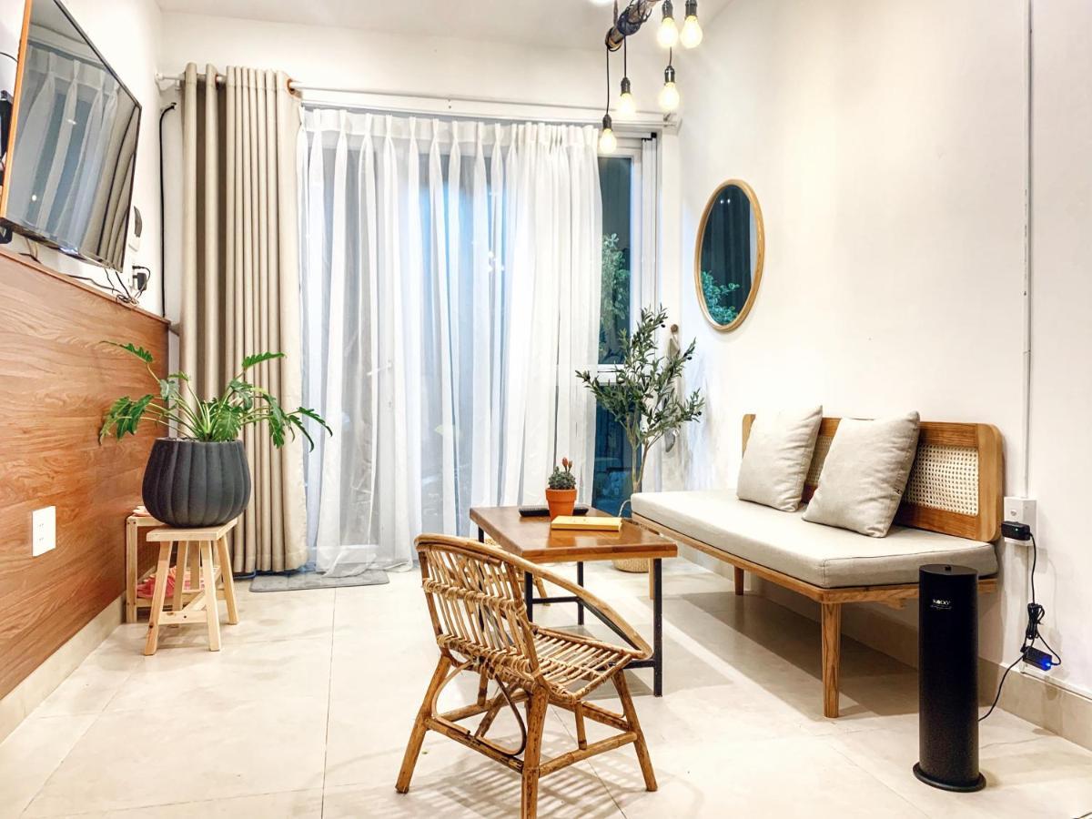 Vevy House - Homestay In Town Дананг Екстериор снимка