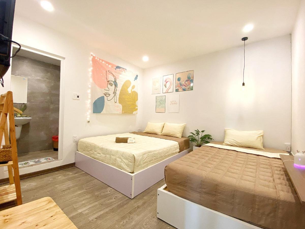 Vevy House - Homestay In Town Дананг Екстериор снимка