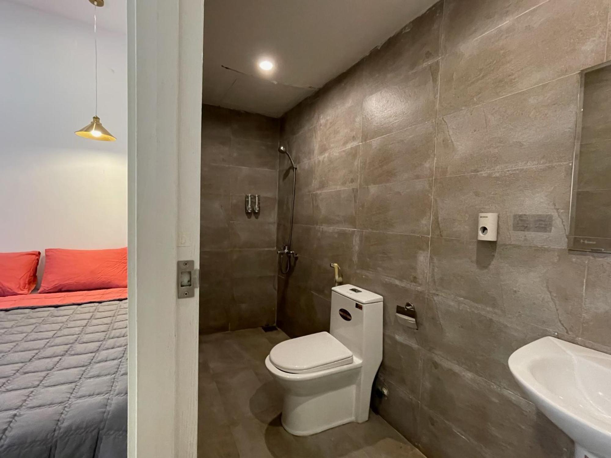 Vevy House - Homestay In Town Дананг Екстериор снимка