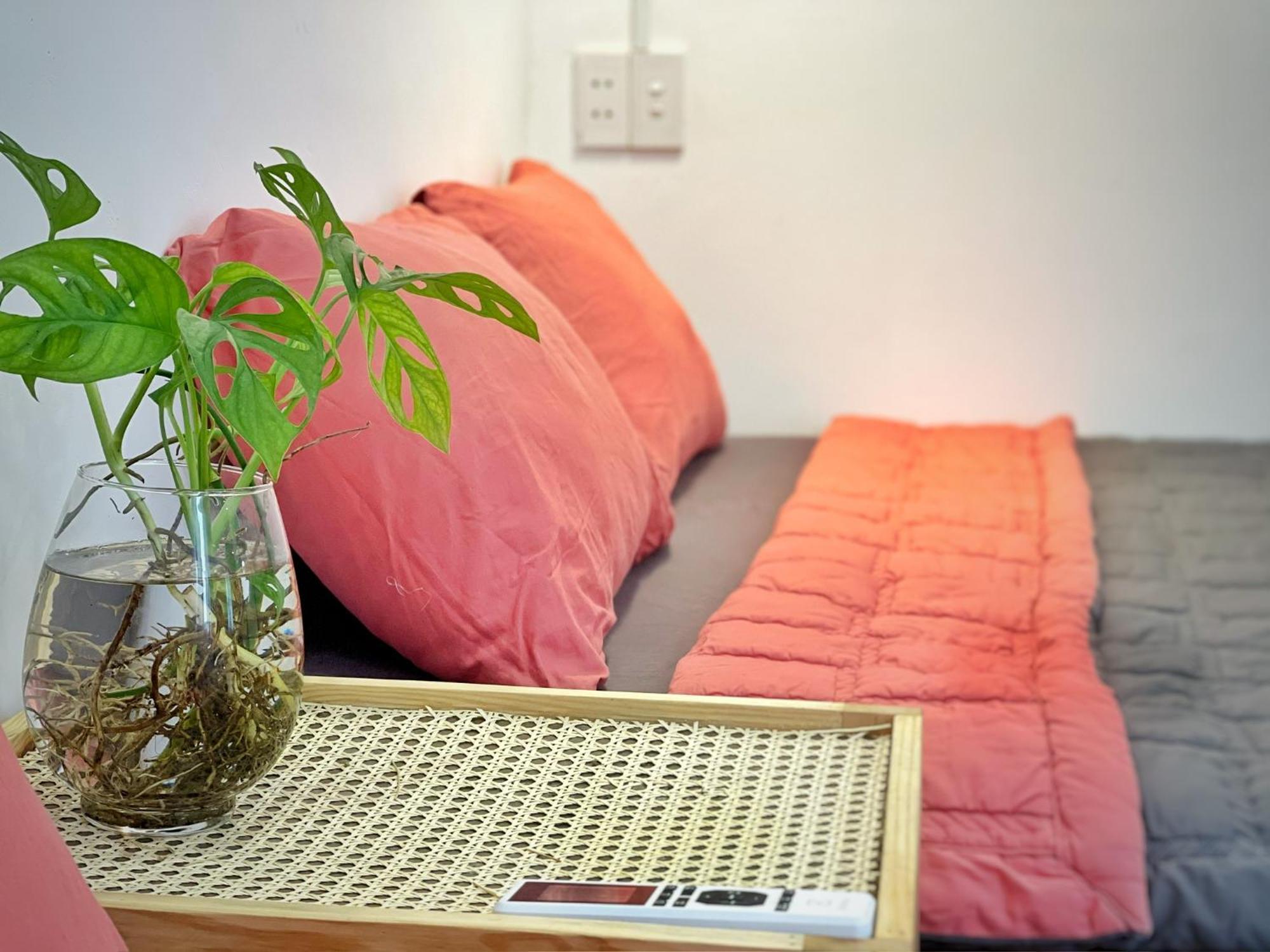 Vevy House - Homestay In Town Дананг Екстериор снимка