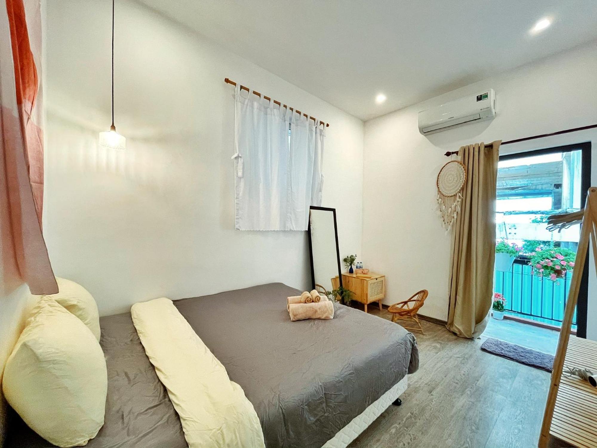 Vevy House - Homestay In Town Дананг Екстериор снимка